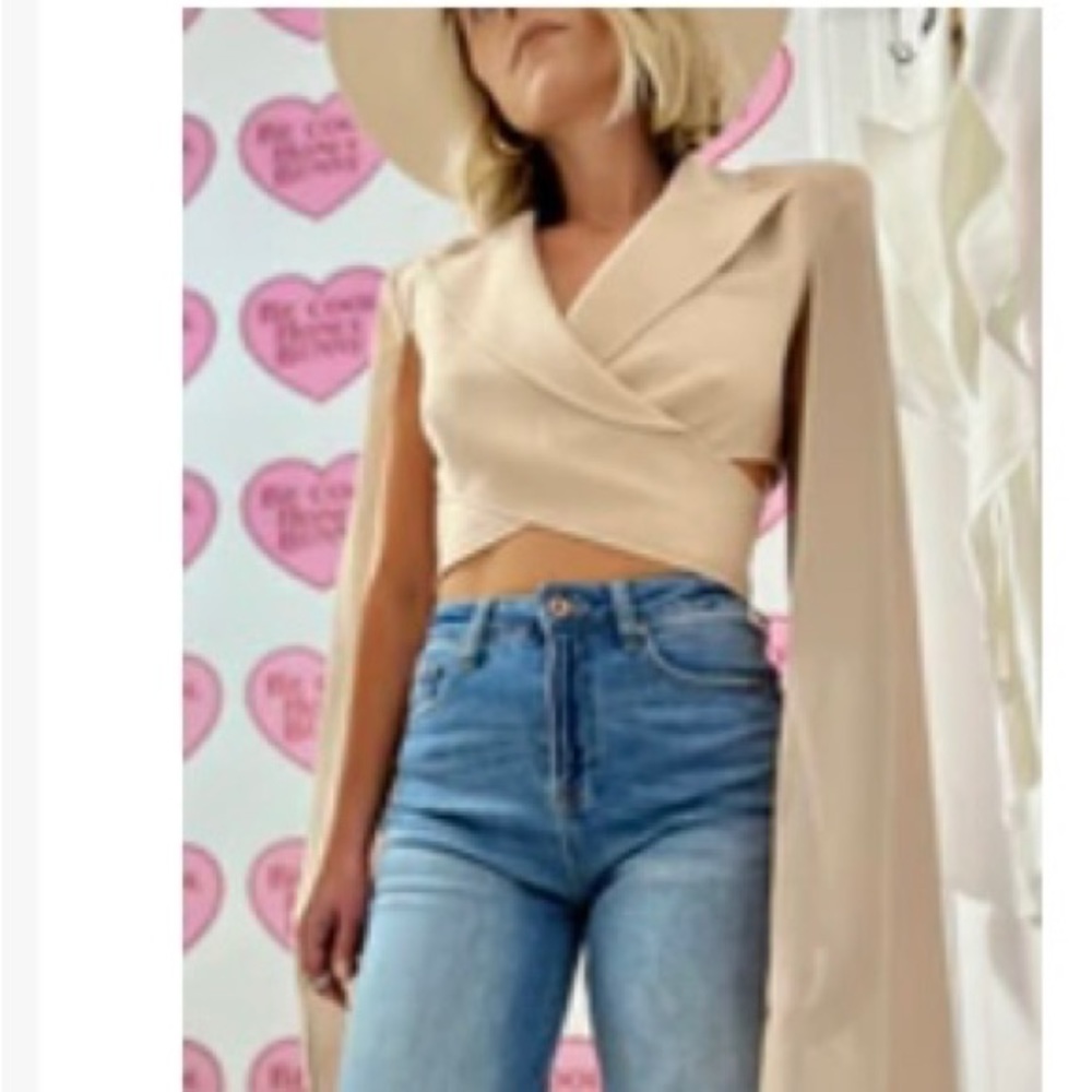 Cropped blazer top